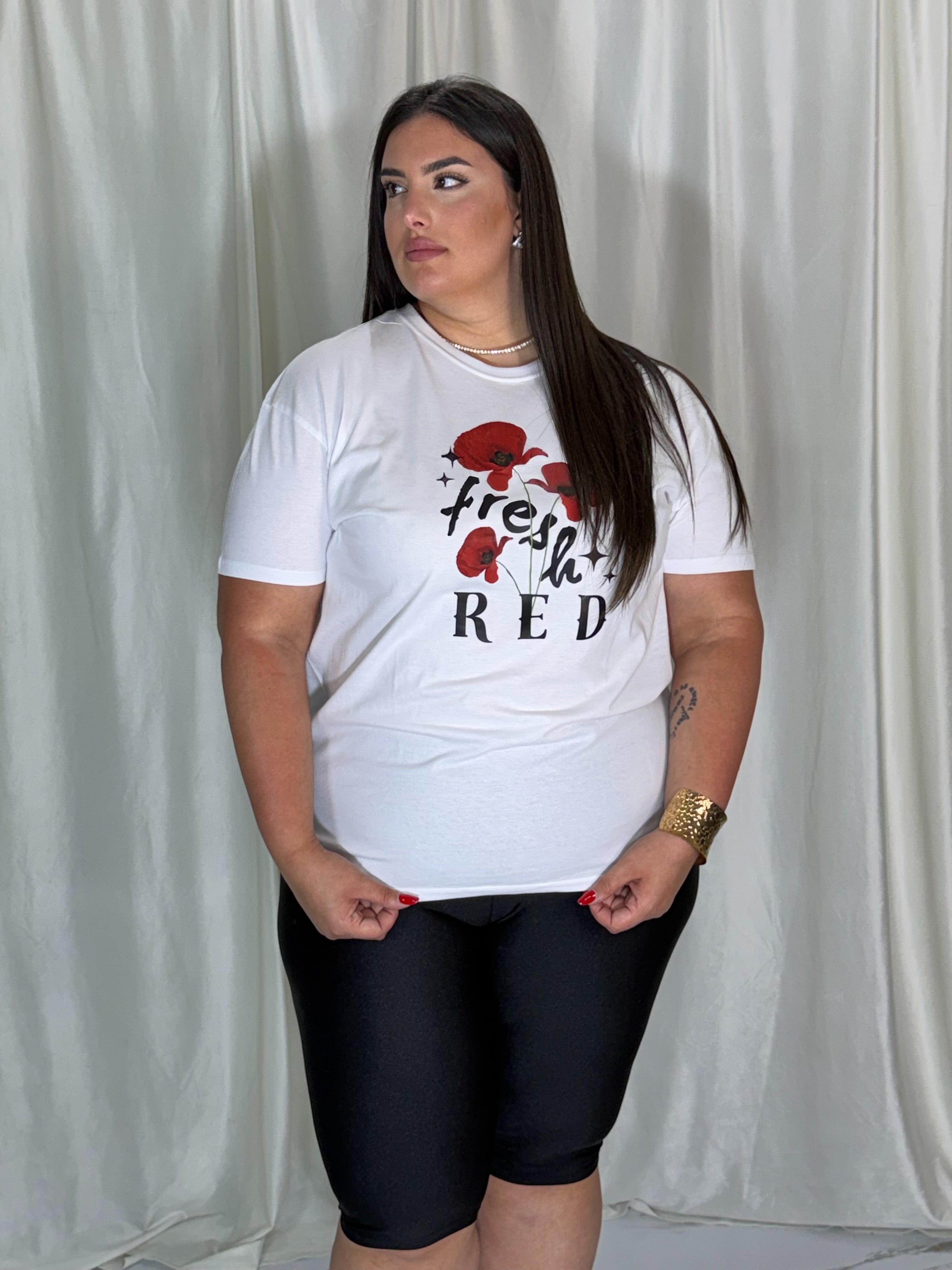 T-shirt basic con stampa nera e bianca