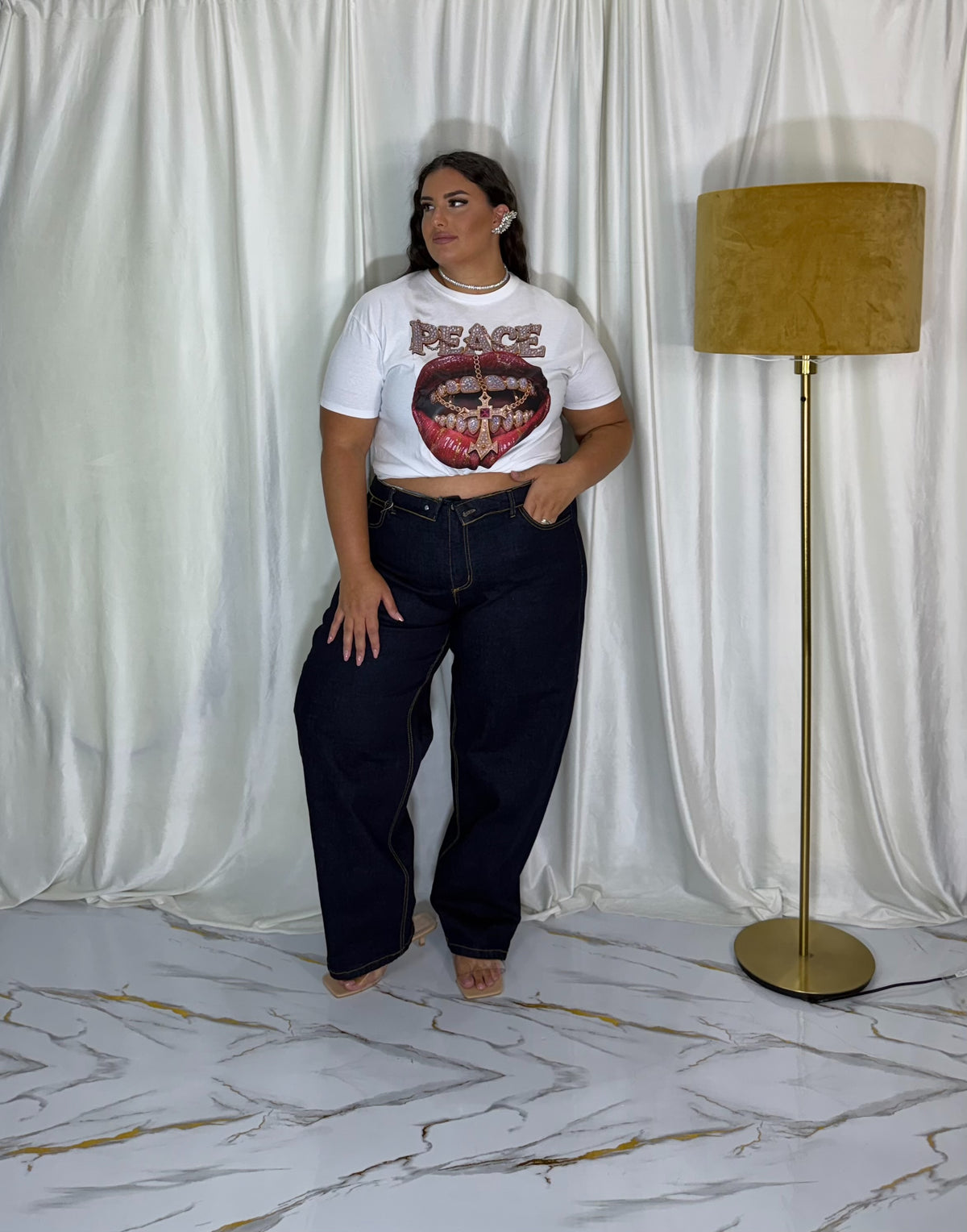 T-shirt stampa peace bianca